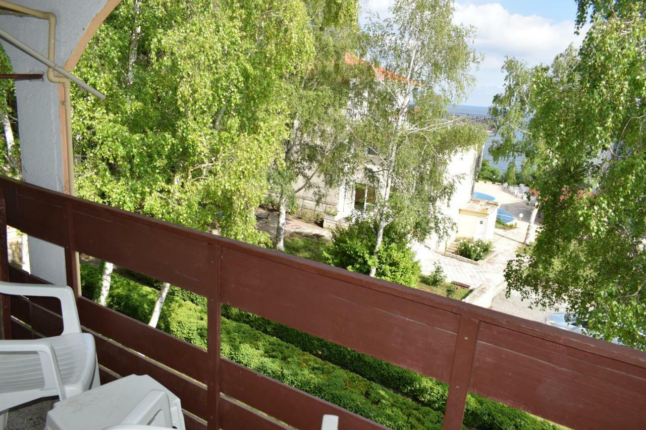 Ahilea Hotel - Free Pool Access バルチク エクステリア 写真